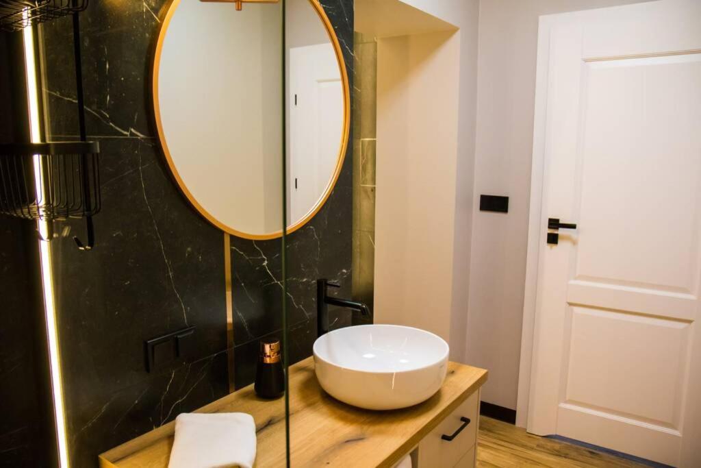 Miedziany By Rentoom Apartment Stary Toruń Екстериор снимка