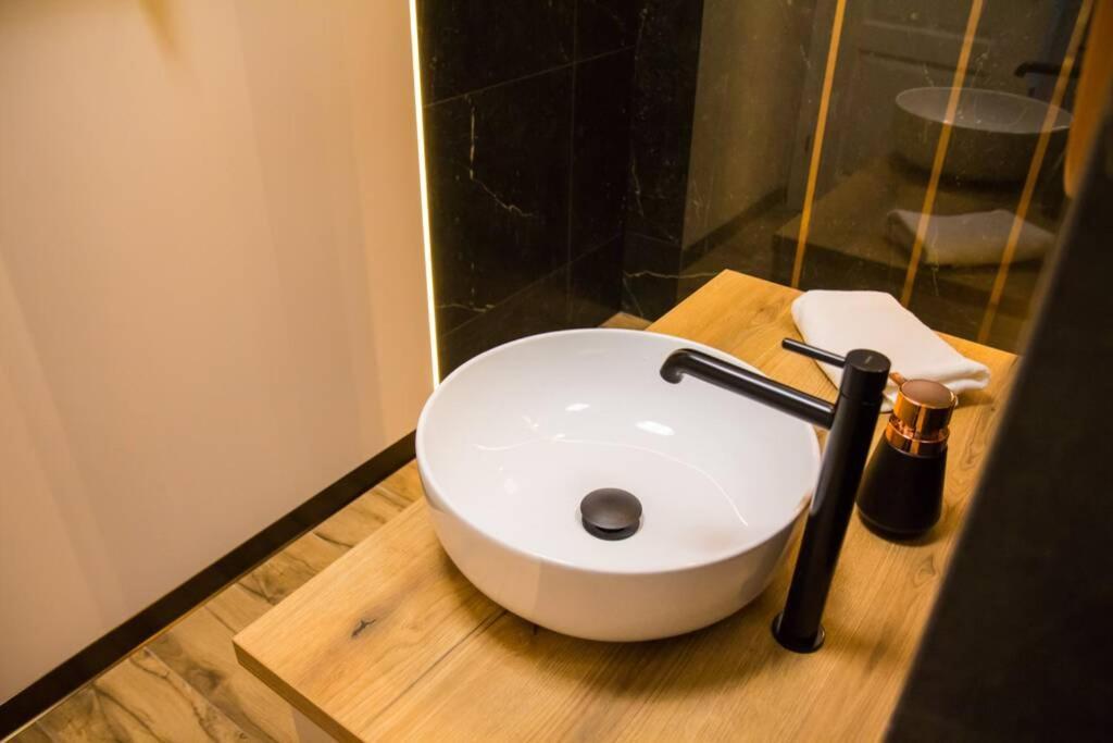 Miedziany By Rentoom Apartment Stary Toruń Екстериор снимка